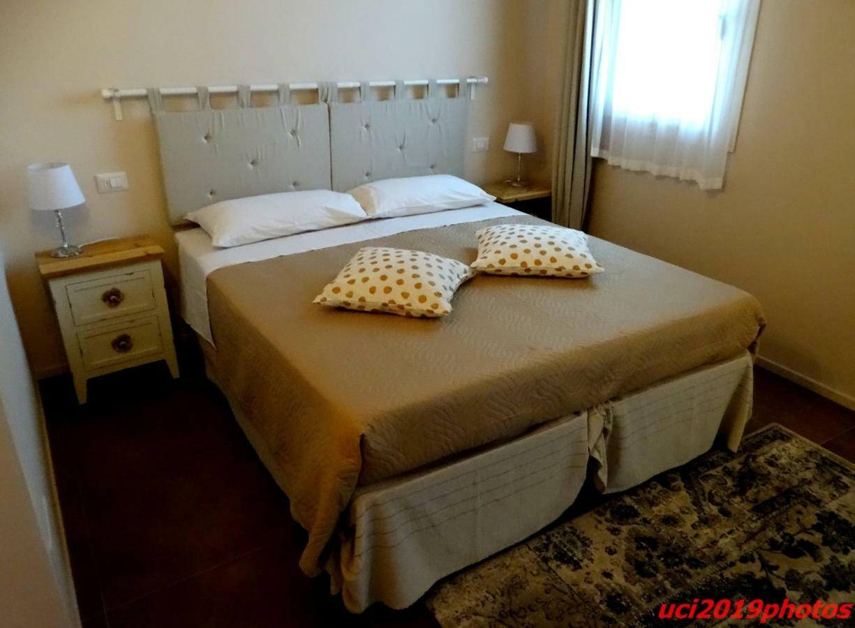 Agriturismo Vitae Fabbrico Exteriör bild